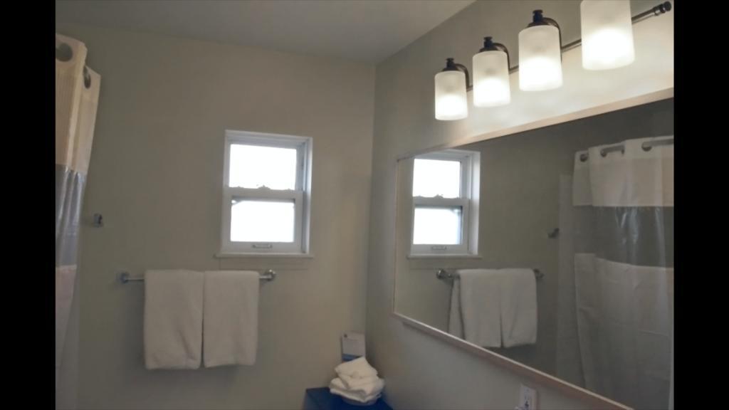 Knights Inn Merritt Εξωτερικό φωτογραφία