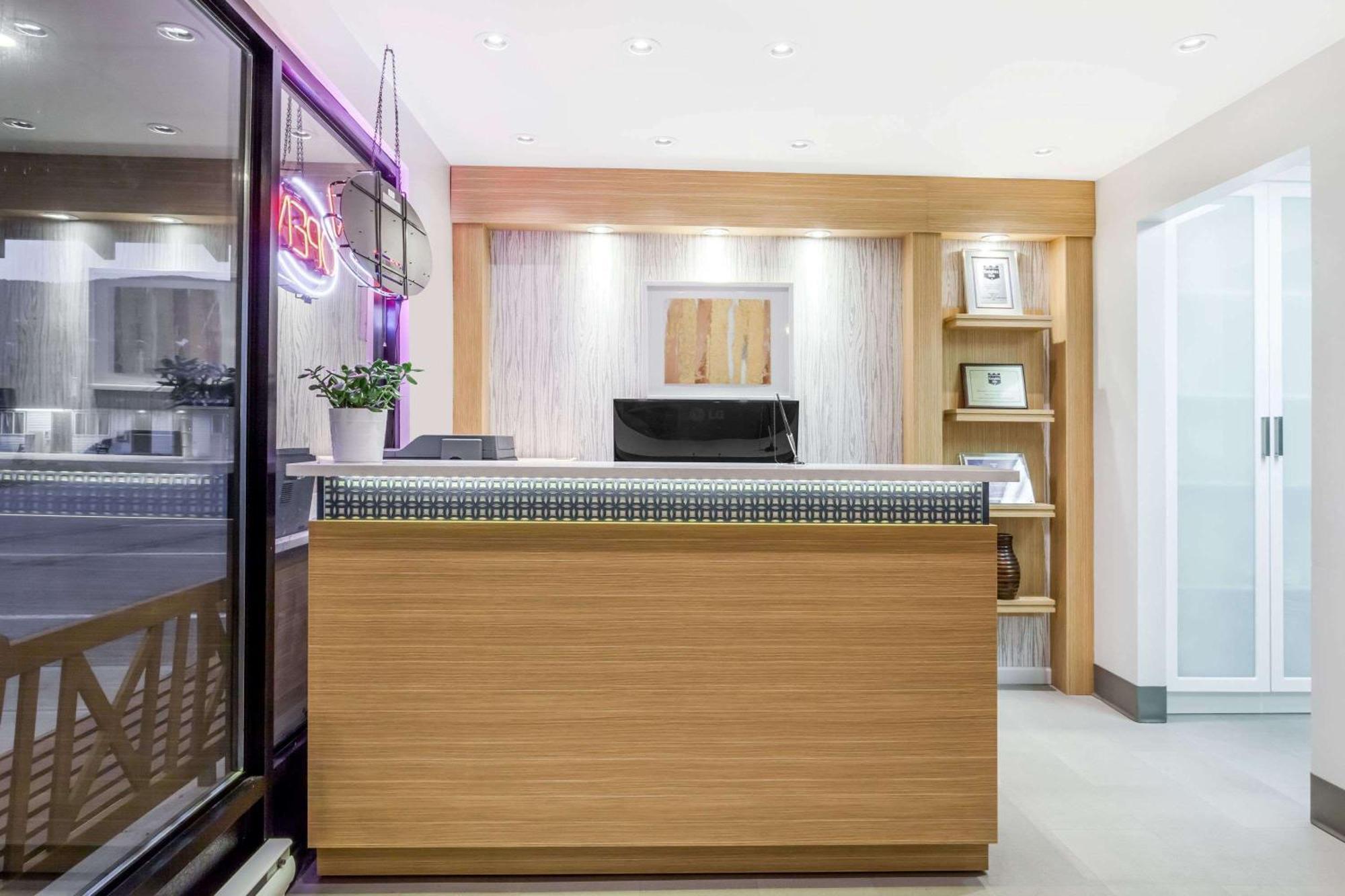 Knights Inn Merritt Εξωτερικό φωτογραφία