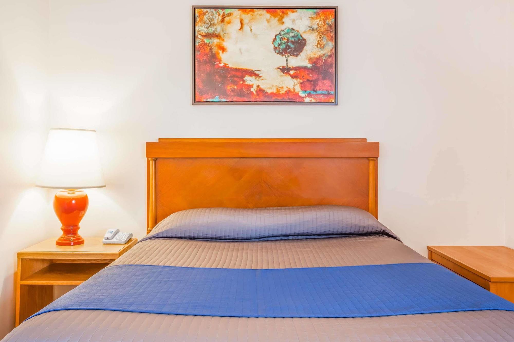 Knights Inn Merritt Εξωτερικό φωτογραφία