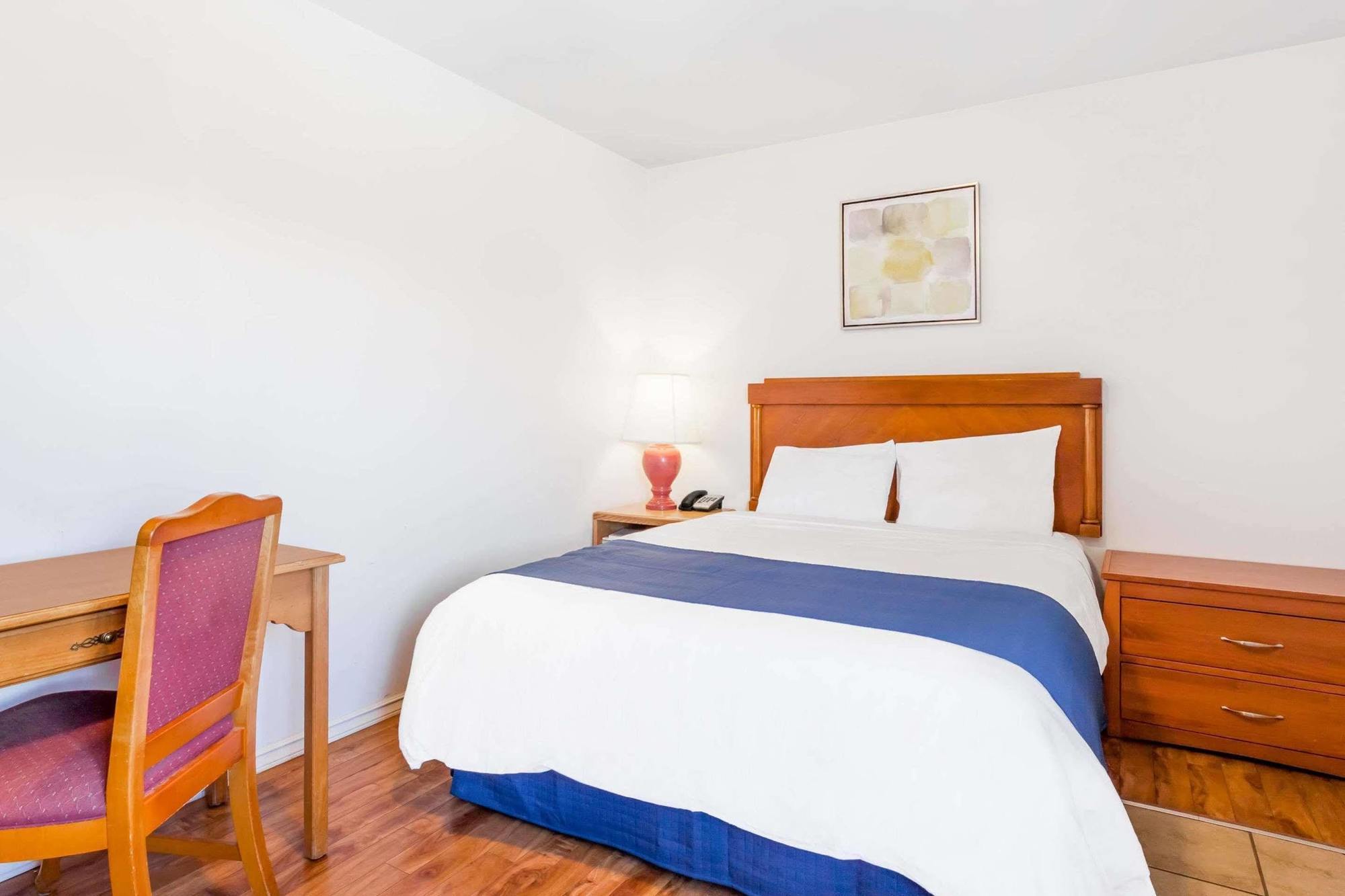 Knights Inn Merritt Εξωτερικό φωτογραφία